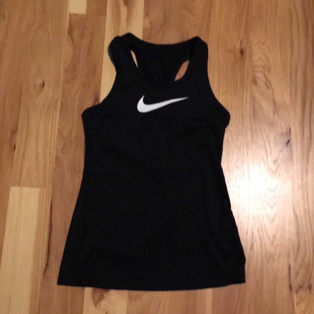 Black nike tank top.